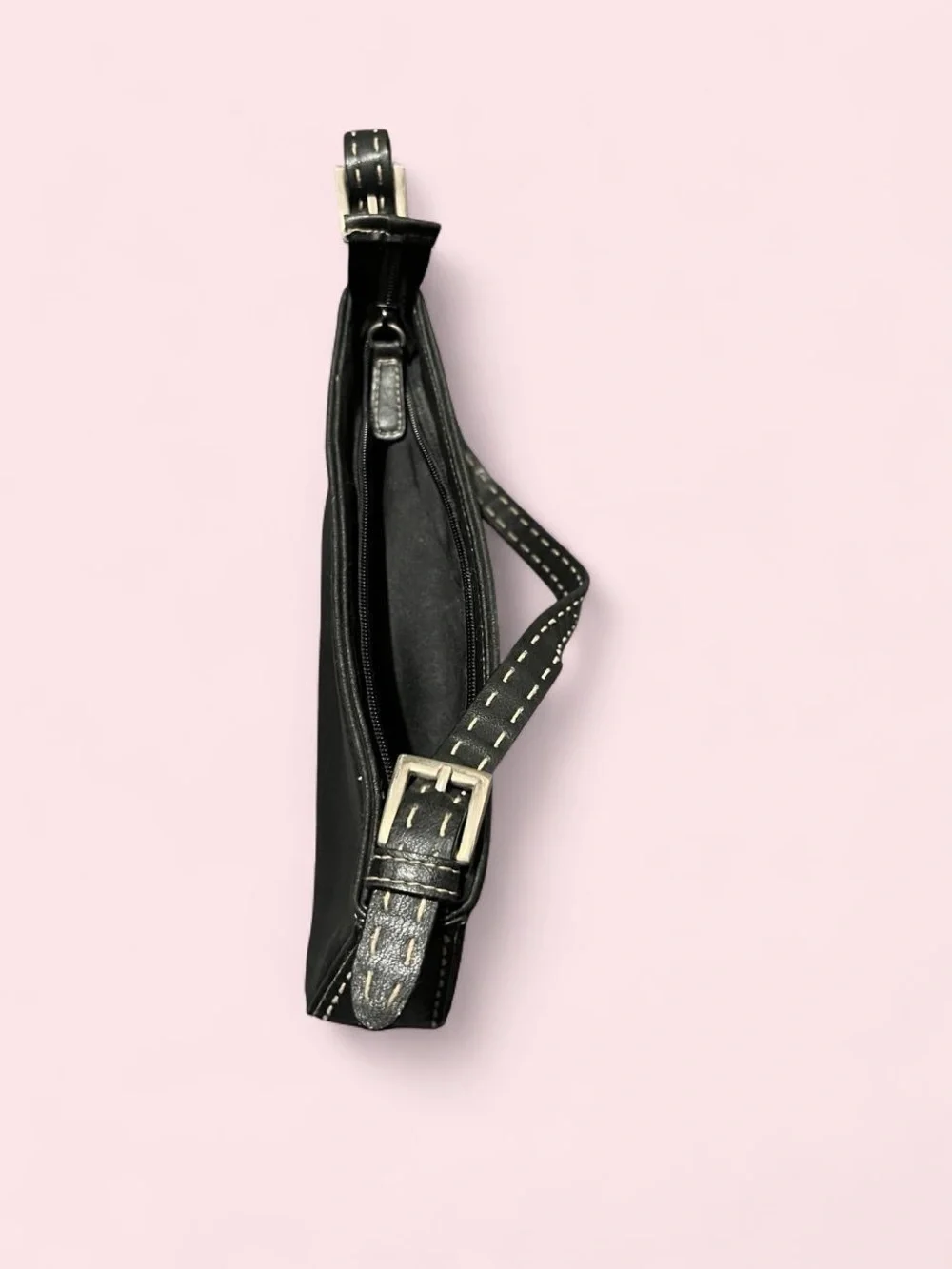 Classic Black Shoulder Bag with Contrast Stitching